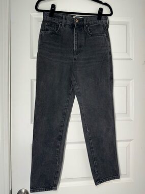 WE THE FREE High-Waist Black Wash Mom Jeans Tapered Leg Size 27 - SUPER CUTE